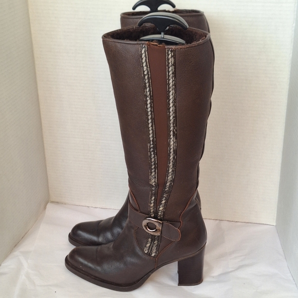 Alba leather boot with inner shearling lining from top to bottom of toe size 9 - Picture 2 of 13